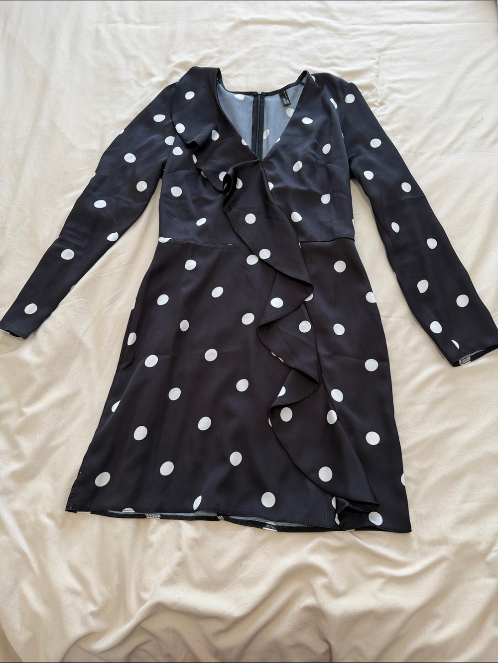 Polka Dot Ruffle Wrap Style Long Sleeve Dress - Black/White